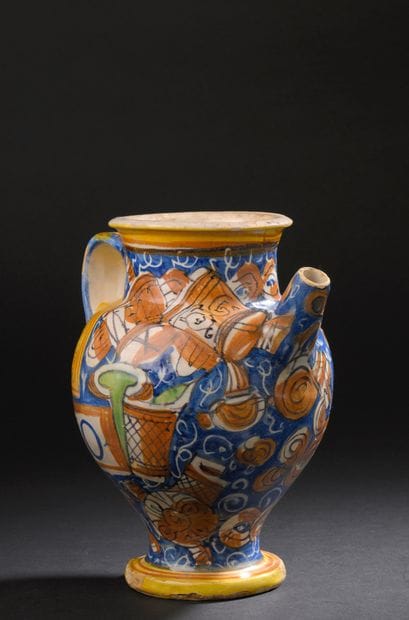 Castel Durante
A majolica dish with polychrome...