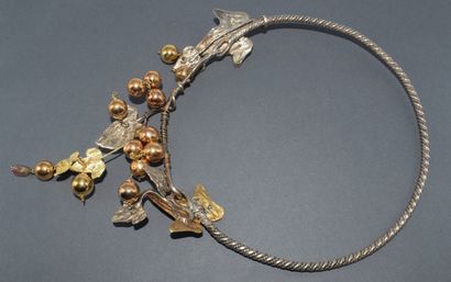 IMPOSANT COLLIER TORQUE en or jaune 18k (750/°°)...