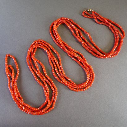 LONG SAUTOIR double rang de petites perles...