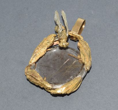 PENDENTIF en or jaune 18k (750/°°) et argent...