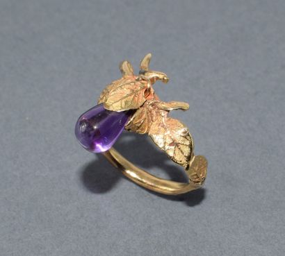 BAGUE en or jaune 18k (750/°°) ornée d’un...