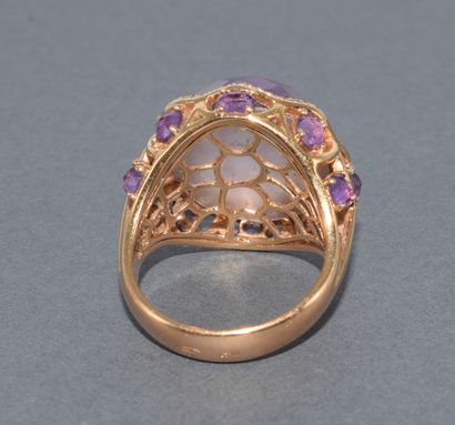 IMPOSANTE BAGUE en or rose 18k (750/°°) sertie...