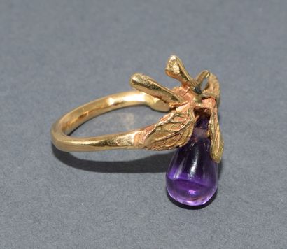 BAGUE en or jaune 18k (750/°°) ornée d’un...