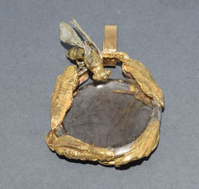 PENDENTIF en or jaune 18k (750/°°) et argent...