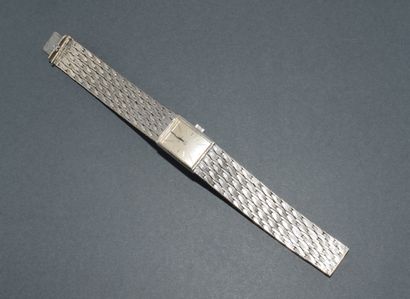 OMEGA
LADY'S WATCH in 18k (750/°°) white...