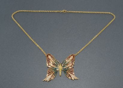 COLLIER in 18k (750/°) yellow gold signed...