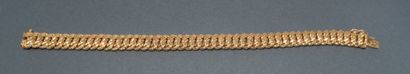 BRACELET in 18k (750/°°) yellow gold, American...