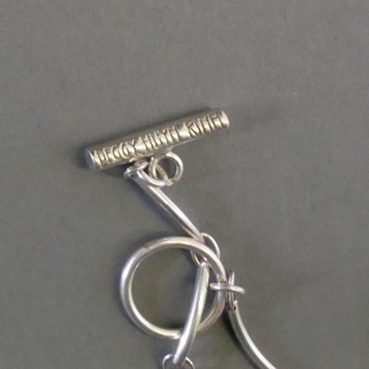 PEGGY HUYN KINH
COLLIER et BRACELET en argent...