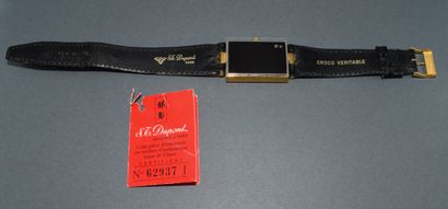 DUPONT
Men's Chinese lacquer watch, rectangular...