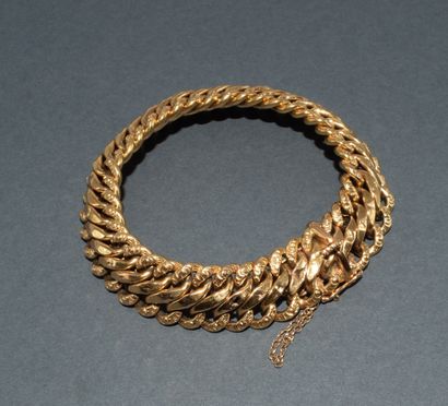 BRACELET in 18k (750/°°) yellow gold with...