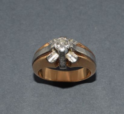 CHEVALIERE in 18k (750/°°) yellow and white...