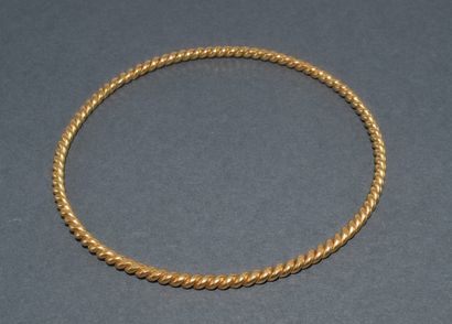 BRACELET JONC in 18k (750/°°) solid twisted...