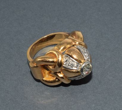 IMPOSSIVE DOME RING in 18k (750/°°) yellow...