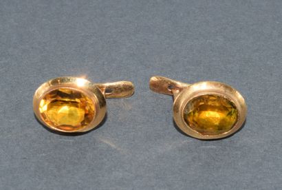 PAIR OF DORMEUSES in 18k (750/°°) yellow...