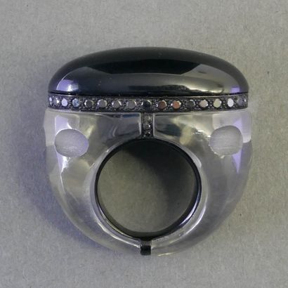 Muriel GRATEAU
IMPORTANT RING in engraved...