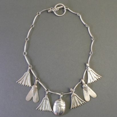 PEGGY HUYN KINH
COLLIER et BRACELET en argent...