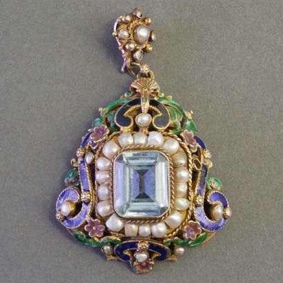 IMPORTANT vermeil (silver min 800/°°) openwork...