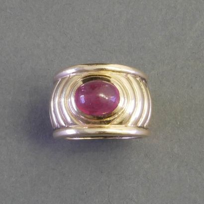 RING in 14k yellow (585/°°) with gadroon...