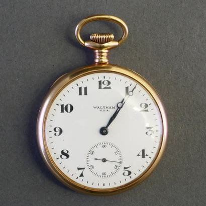 WALTHAM USA
POCKET WATCH in 18k (750/°°)...