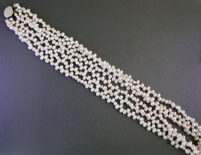 LONG NECKLACE with 3 rows of Baroque cultured...