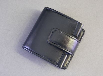 CARTIER. Lighter case (?) in black leather....