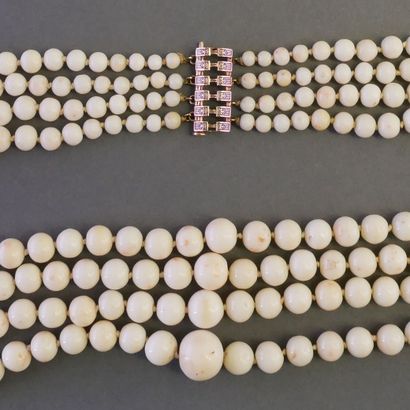 MULTIRANG COLLAR of falling pale angel-skin...