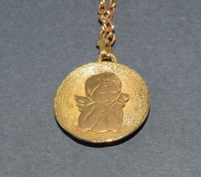 ANGEL PENDANT in 18k (750/°°) yellow gold,...
