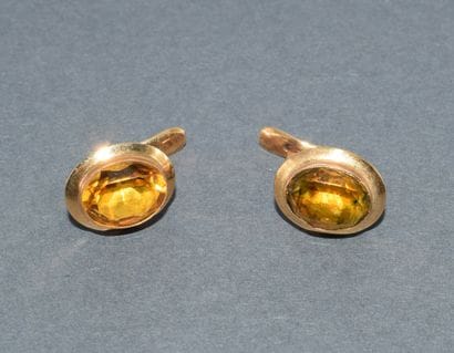 PAIR OF DORMEUSES in 18k (750/°°) yellow...