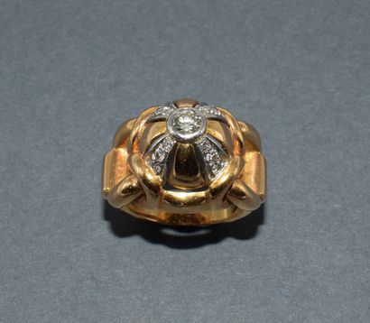 IMPOSSIVE DOME RING in 18k (750/°°) yellow...