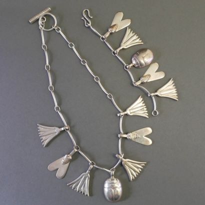 PEGGY HUYN KINH
COLLIER et BRACELET en argent...