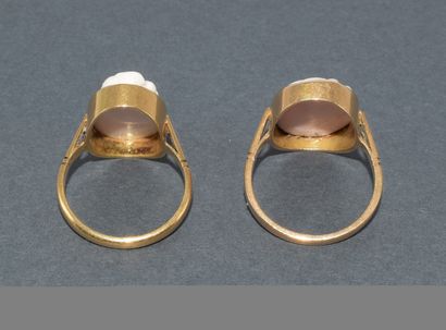 Lot of 2 RINGS in 18k (750/°°) yellow gold,...