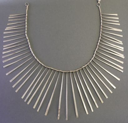PLASTRON NECKLACE in silver (min 800/°°)...