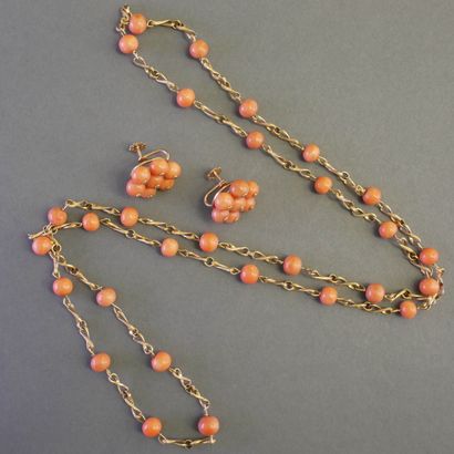 LOT in 18k (750/°°) yellow gold consisting...