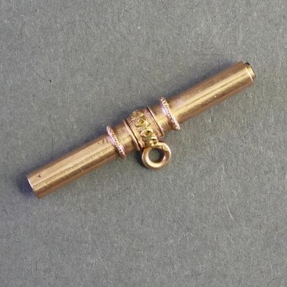 WATCH KEY in 18k (750/°°) rose gold.
French...