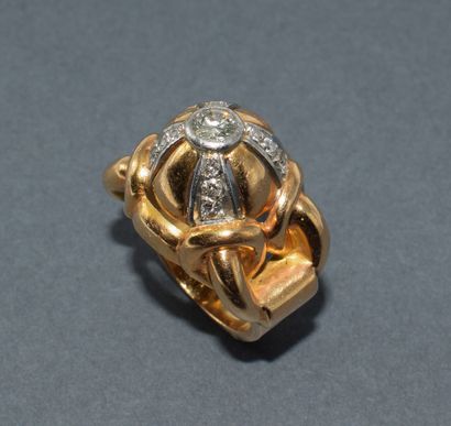 IMPOSSIVE DOME RING in 18k (750/°°) yellow...
