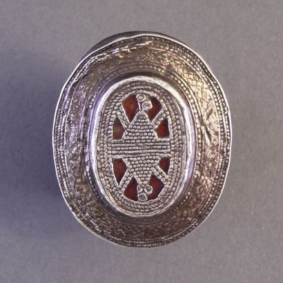 TURKMENISTAN, fin XIXe / début XXe siècle
BAGUE...