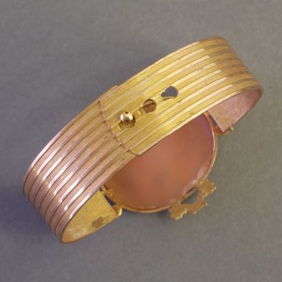 ANCIENT pompom BRACELET adorned with a shell...