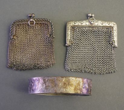 LOT in silver including two purses, bracelet...