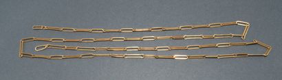 CHAIN in 18k (750/°°) yellow gold, rectangular...