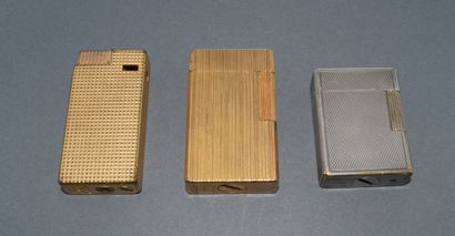 LOT of 3 lighters including : 
1 DUPONT BRIQUET...