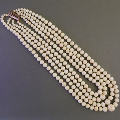 MULTIRANG COLLAR of falling pale angel-skin...
