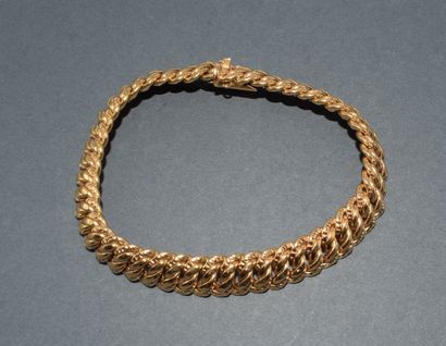 BRACELET in 18k (750/°°) yellow gold with...