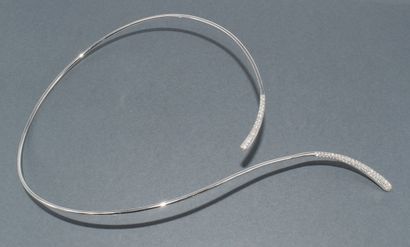 TORQUE NECKLACE in 18k (750/°°) white gold,...