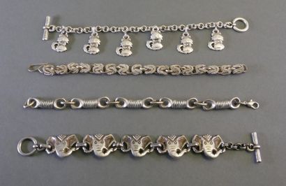 LOT OF 4 BRACELETS in silver-plated metal...