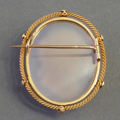 AGATE CAMEA decorated with a woman's profile,...