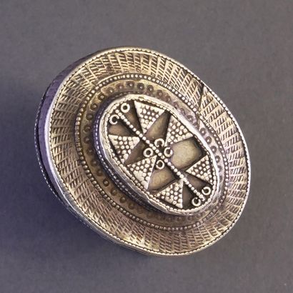 TURKMENISTAN, fin XIXe / début XXe siècle
BAGUE...