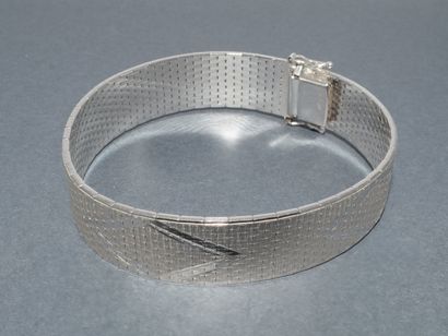 BRACELET in 14k (585/°°) white gold, flat...