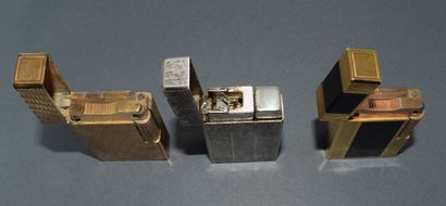 Lot of 3 BRIQUETS: 2 signed DUPONT in gold-plated,...