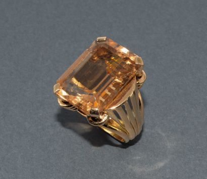 IMPORTANT COCKTAIL RING in 18k (750/°°) pink...