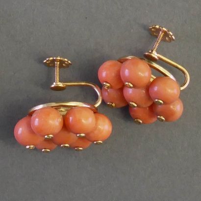 LOT in 18k (750/°°) yellow gold consisting...